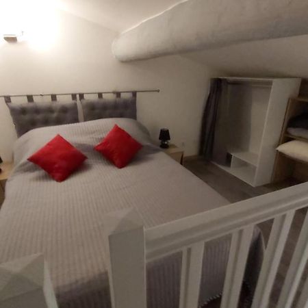 L'Appartement De L'Eglise Saintes-Maries-de-la-Mer Kültér fotó